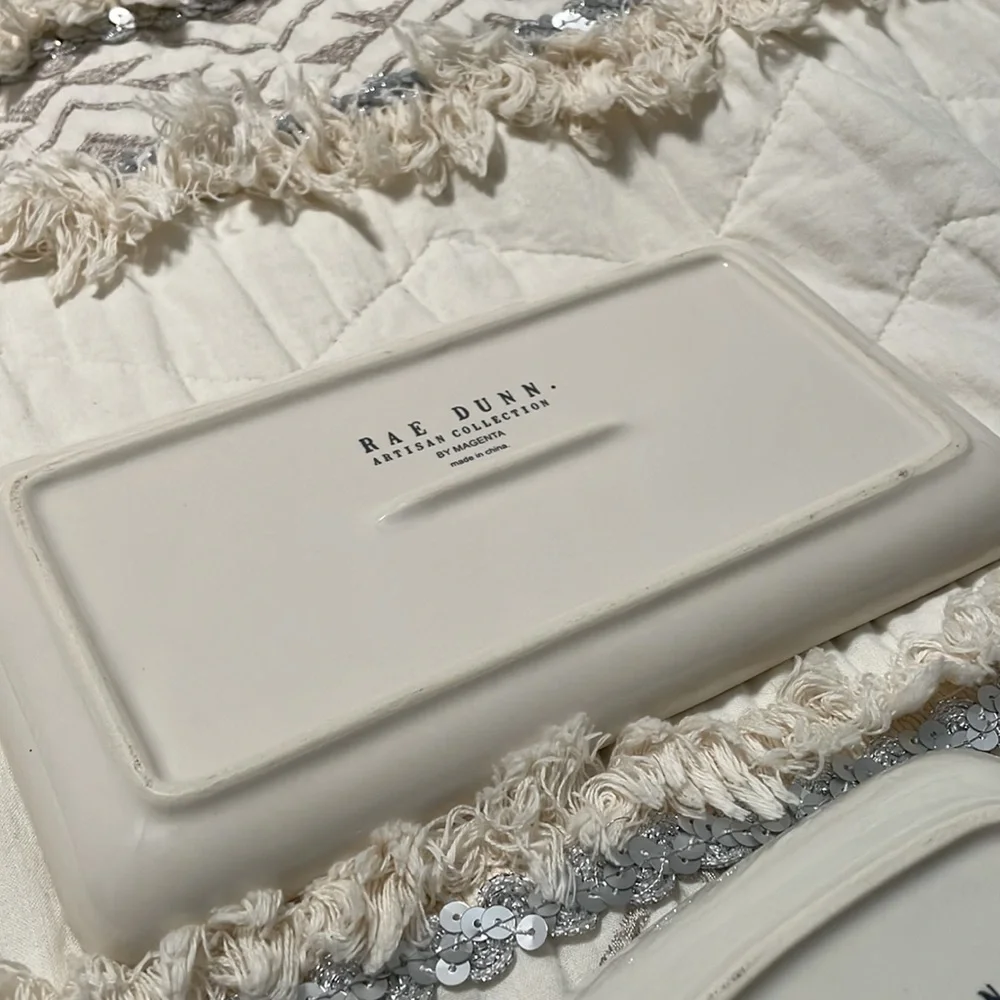 Rae Dunn Glamour ceramic set - Picture 8 of 8